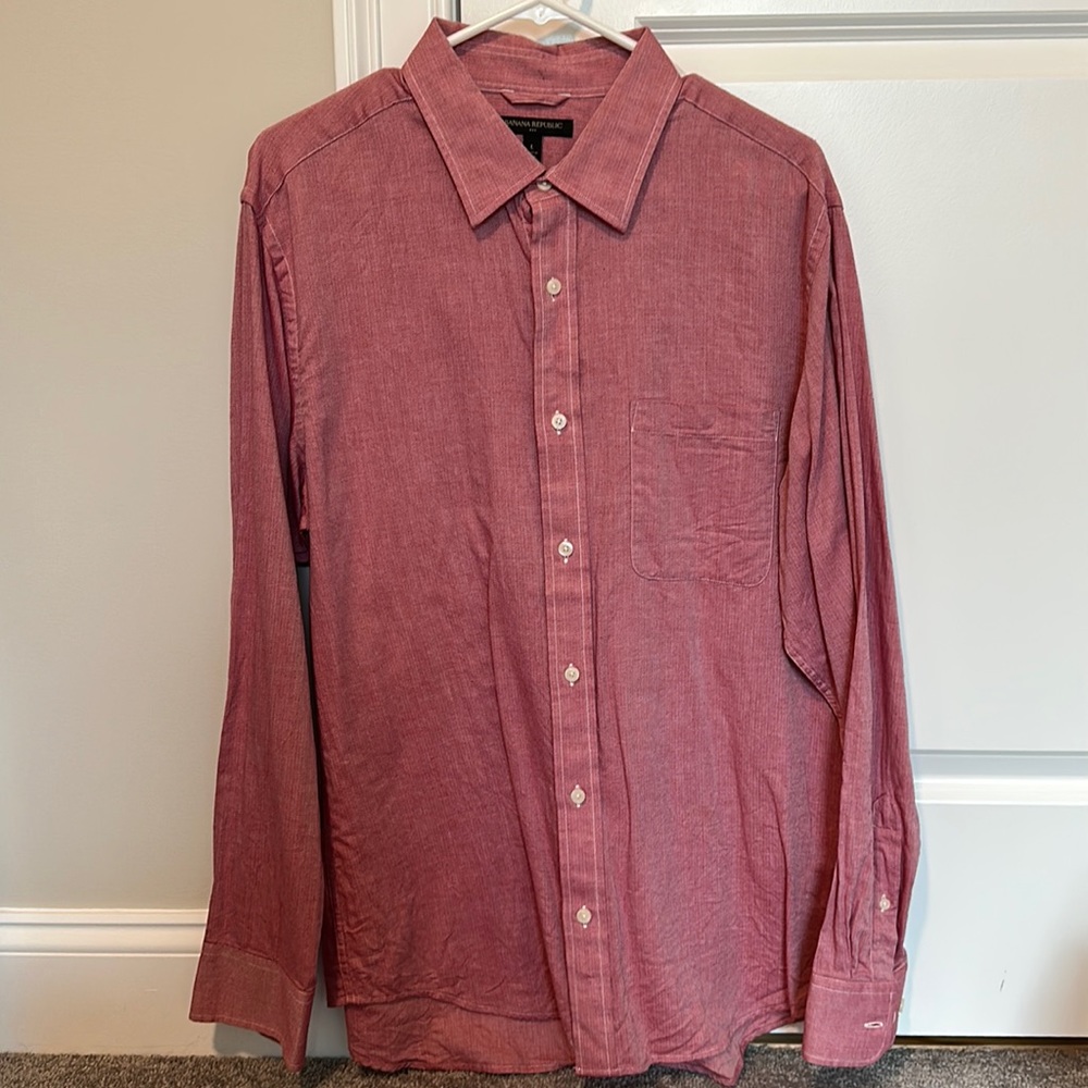 Banana Republic Button Up Dress Shirt. Men’s Large
